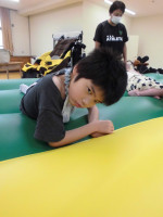 ③