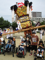 ５